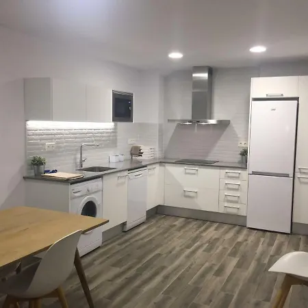 Colibri Apartment *